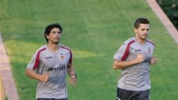 Los argentinos Gago y Banega vuelven a trabajar con el grupo