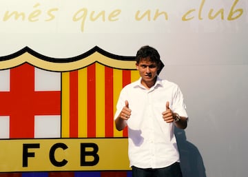 Nunca disput¨® un partido oficial con el FC Barcelona, a pesar de que el club hizo oficial su fichaje el 23 de julio de 2009 por cinco temporadas. Procedente del Palmeiras, este delantero brasile?o nunca cont¨® para Guardiola, por lo que fue cedido al Benfica y despu¨¦s a la Fiorentina, al Santos, al Cruzeiro y al Coritiba. Aunque el Bar?a lo contempl¨® como opci¨®n de futuro, en realidad nunca tuvo oportunidad alguna.