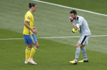 Zlatan Ibrahimovic y Gianluigi Buffon.