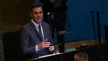 Spanish President Pedro Sánchez Pérez-Castejón addresses the 77th session of the United Nations General Assembly at the UN headquarters in New York City on September 22, 2022. (Photo by Yuki IWAMURA / AFP) (Photo by YUKI IWAMURA/AFP via Getty Images)