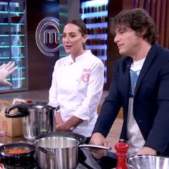 Carmina Barrios le explica a Tamara Falcó lo que significa 'chochi'