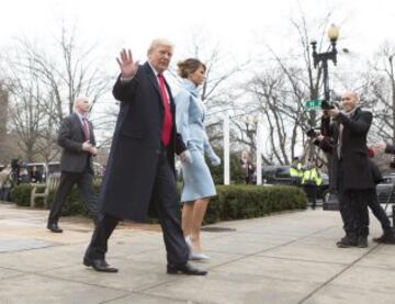 Melania Trump se viste de Jackie Kennedy para entrar en la Casa Blanca