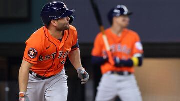 ARLINGTON, TEXAS - OCTOBER 20: Jose Altuve #27 of the Houston Astros hits a three run home run against Jose Leclerc #25 of the Texas Rangers during the ninth inning in Game Five of the American League Championship Series at Globe Life Field on October 20, 2023 in Arlington, Texas.   Stacy Revere/Getty Images/AFP (Photo by Stacy Revere / GETTY IMAGES NORTH AMERICA / Getty Images via AFP)