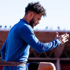 Paso al frente de Luis Suárez