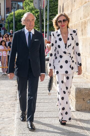 Marta Robles en la boda de Blanca Sainz y Guillermo Comenge.