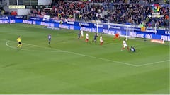 'No reblar' es esto: así cantó El Alcoraz el decisivo gol en el 98'