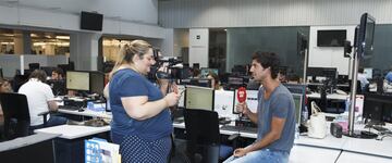 Jorge Brazalez durante la entrevista con ASTV en la redacción. 