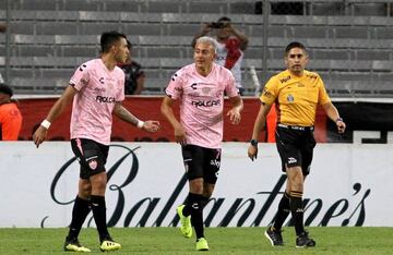 Daniel Alvarez (celebra su gol en el triunfo Atlas 1-2 Necaxa de la jornada 14 del Clausura 2019 de la Liga MX en el Estadio Jalsico.