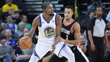 Kevin Durant y CJ McCollum.