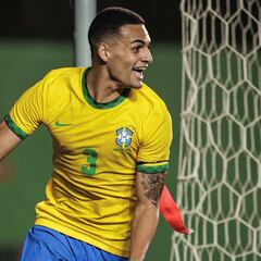 Kaiky Fernandes sigue esperando