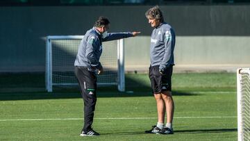 Pellegrini, junto a Alexis. 