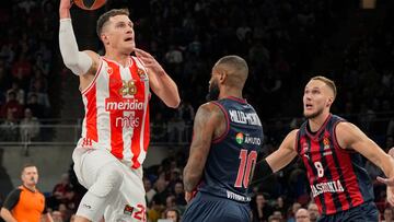 Nedovic en una penetraci車n.