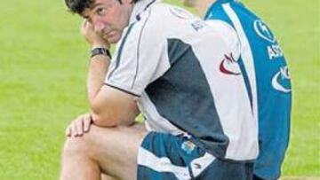 <b>REY DE LOS CAMBIOS. </b>Bakero busca cada semana su once ideal.