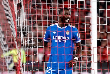 El ‘loco’ pone calma