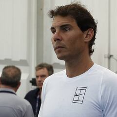 "Nadal estuvo llorando dos horas tras recaer de su lesión"