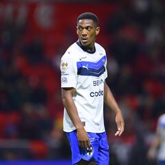 Primeros minutos de Anthony Martial en Liga MX generan polémica