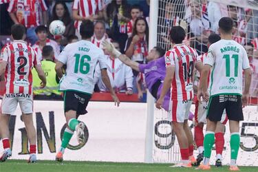 La irrupción de Justin Smith y la ‘reaparición’ de Rubén Yáñez