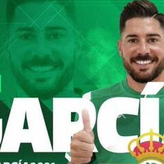 Oficial: Javi García, hasta 2021