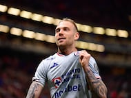 Carlos Rotondi celebrate this goal 1-2 of Cruz Azul during the 7th round match between Guadalajara and Cruz Azul as part of the Liga BBVA MX, Torneo Apertura 2025 at Akron Stadium, on August 30, 2025 in Guadalajara, Jalisco, Mexico.