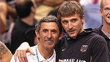 <b>ÉXITO DOBLE.</B> Pesic padre logró el oro mundial con Yugoslavia y Marko el bronce con Alemania.