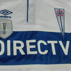 El escudo de campeón que llevará Católica este Clausura