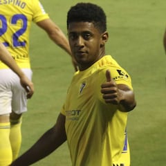 Resumen y gol del Extremadura vs. Cádiz de LaLiga SmartBank