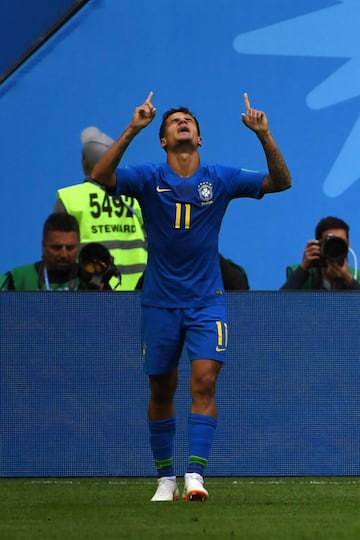 Brasil 1-0 Costa Rica | Centro de Marcelo, cabezazo de Firmino, la tocó Gabriel Jesús y Coutinho metió el primero de Brasil.