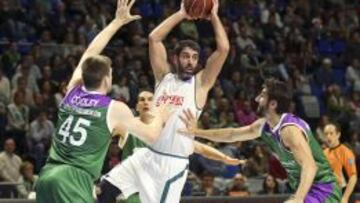 Alberto Díaz saca de la tristeza a Unicaja en el derbi andaluz