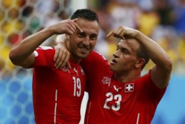 Xherdan Shaqiri también marcó el segundo. 0-2.