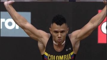 Mosquera gana oro en total y plata en envión