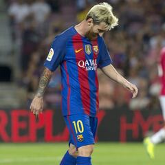 La Prensa: "Golpe al fondo de armario del Barcelona"