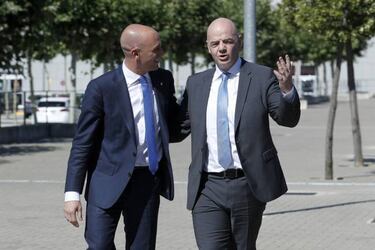 LaLiga in Miami: FIFA backs Rubiales in conflict with Tebas