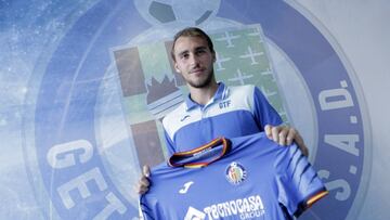 Ignasi Miquel, en su presentaci&oacute;n con el Getafe.