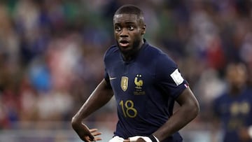 DOHA - Dayot Upamecano of France during the FIFA World Cup Qatar 2022 round of 16 match between France and Poland at Al Thumama Stadium on December 4, 2022 in Doha, Qatar. AP | Dutch Height | MAURICE OF STONE (Photo by ANP via Getty Images)