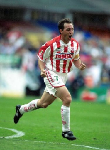 Álex Aguinaga revela el motivo por el que nunca jugó en el América