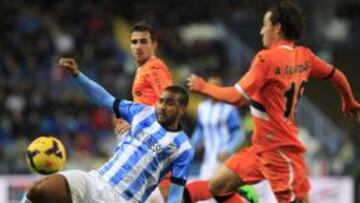 Tissone, entre Alcácer y Guardado.