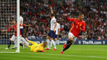 1-2. Rodrigo celebró el segundo gol.