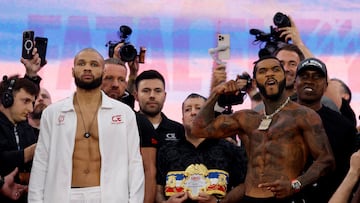 Boxing - Chris Eubank Jr and Conor Benn - Weigh-In - Business Design Center, London, Britain - April 25, 2025 Chris Eubank Jr and Conor Benn with father Nigel Benn during the Weigh-In Action Images via Reuters/Andrew Couldridge TPX IMAGES OF THE DAY