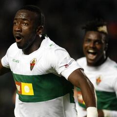 Espanyol y Getafe siguen a Neyder Lozano