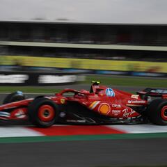 Sainz lidera y Verstappen tiene problemas de verdad