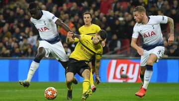 Davinson Sánchez jugó los 90 minutos de los octavos de final de Champions League