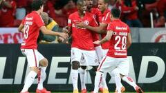 Aránguiz e Inter sufren para pasar a semis de Libertadores