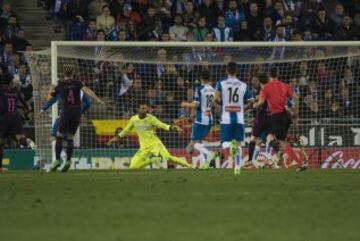 Rakitic marca el 0-2.