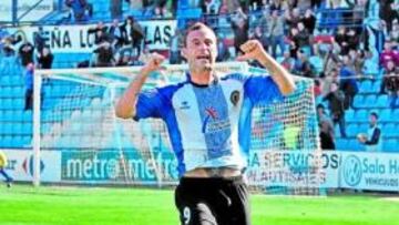 <b>ESPERARÁ. </b>Rubén Navarro decidirá si sigue en el Hércules el próximo mes de junio.