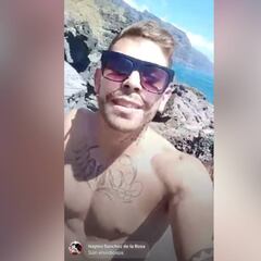 El karma paga: alardea en vivo de tomar sol en la playa y acaba así...