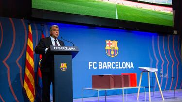 BARCELONA, SPAIN - APRIL 17: Barcelona President Joan Laporta gives a press conference while showing a referee technical report in response to recent allegations over payments made to referees by the club, at Spotify Camp Nou in Barcelona on April 17, 2023. UEFA and Spanish authorities are investigating Barcelona over the payment of millions of euros to the company of Jose Maria Enriquez Negreira, the former vice-president of Spanish football's refereeing committee. If found guilty, UEFA's investigation could lead to a Champions League ban for the club. (Photo by Adrie Puig/Anadolu Agency via Getty Images)