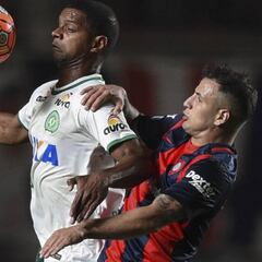 San Lorenzo iguala con Chapecoense en la otra semi