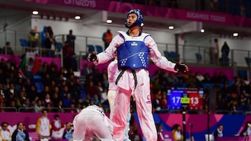 Carlos Sansores durante una pelea en los Juegos Panamericanos de Lima