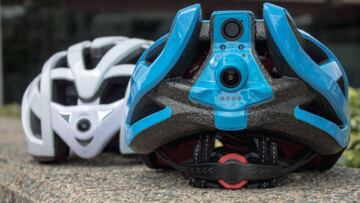 El casco Edge convierte tu móvil en un retrovisor para ciclistas