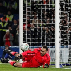 David Ospina, figura en el empate del Arsenal ante el Chelsea